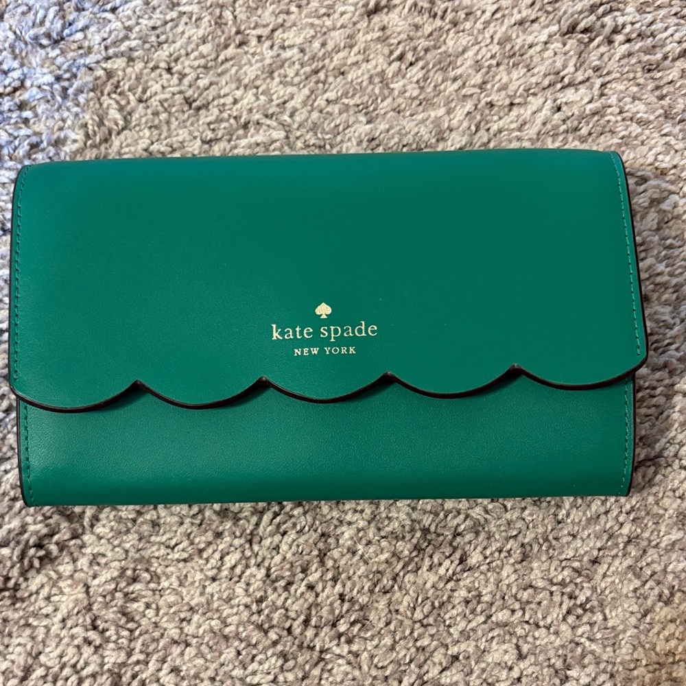Kate Spade Green Scalloped Clutch/Crossbody